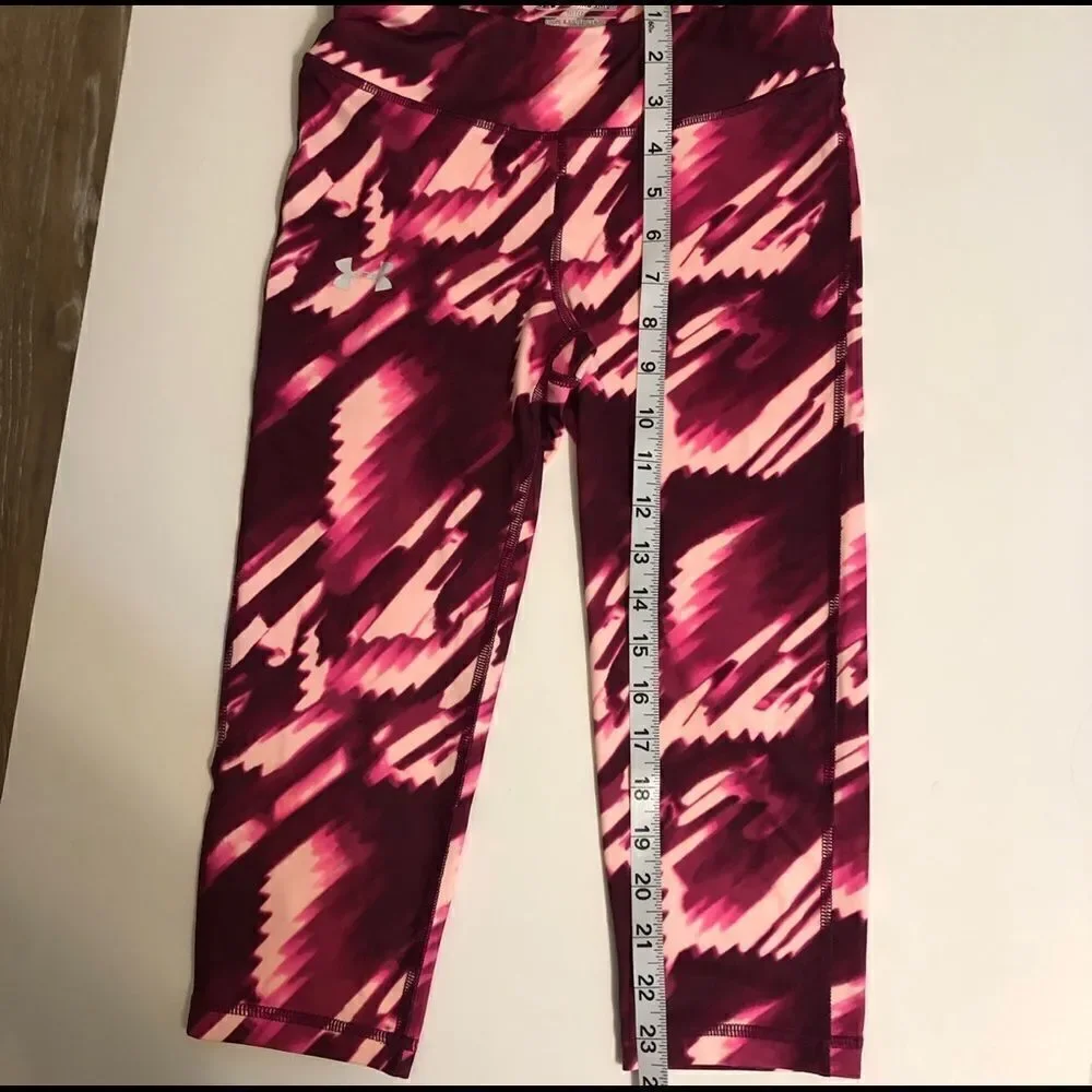 Under Armour girls youth Capri leggings Hot pink print-YMD/girls medium
